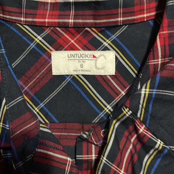 Untuckit button down - Picture 3 of 7